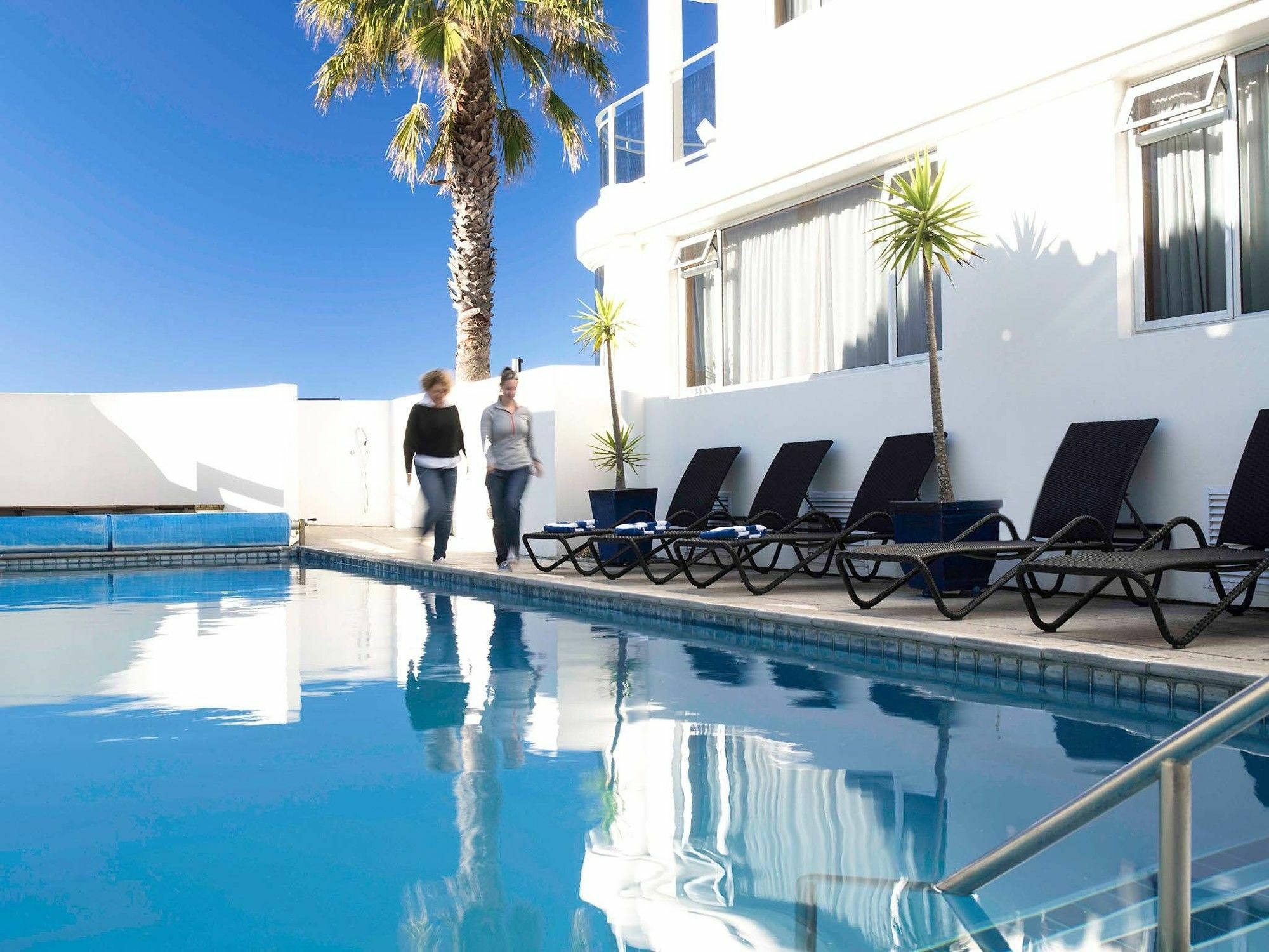 ماوْنت مونغانيو Belle Mer Beachfront Apartments - Self Serviced المظهر الخارجي الصورة